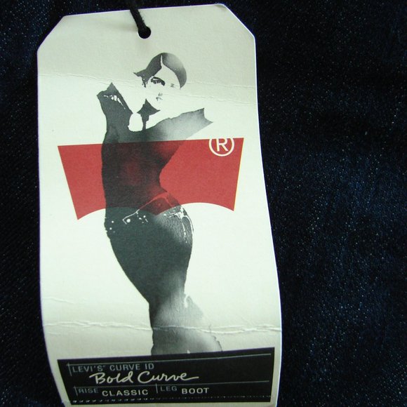 Levis Bold Curve Classic Rise Boot Cut Dk Wash NWT - Picture 4 of 12